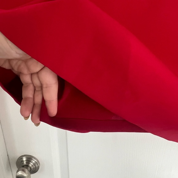 Chic Long Sleeve Red Dress - Picture 5 of 6